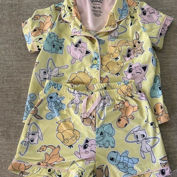 Pokémon Girls Pajama Set Size M (7/8) Yellow Button-Up Short Sleeve 2PC - Picture 3 of 9